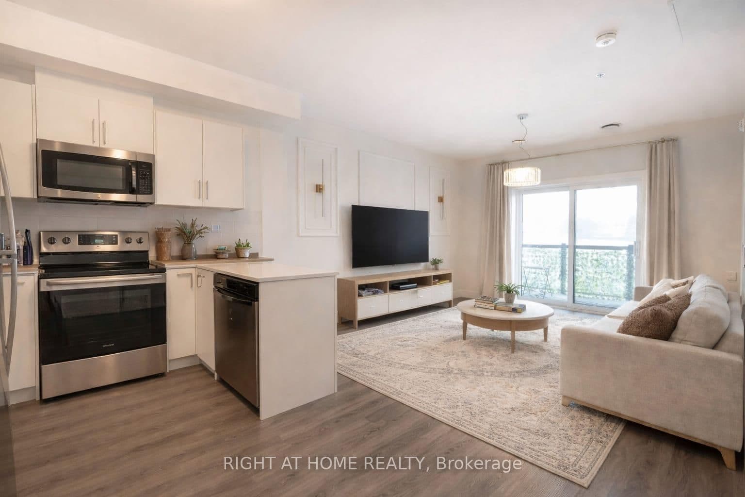 1000 Lackner Place E, Unit 302 thumbnail 2