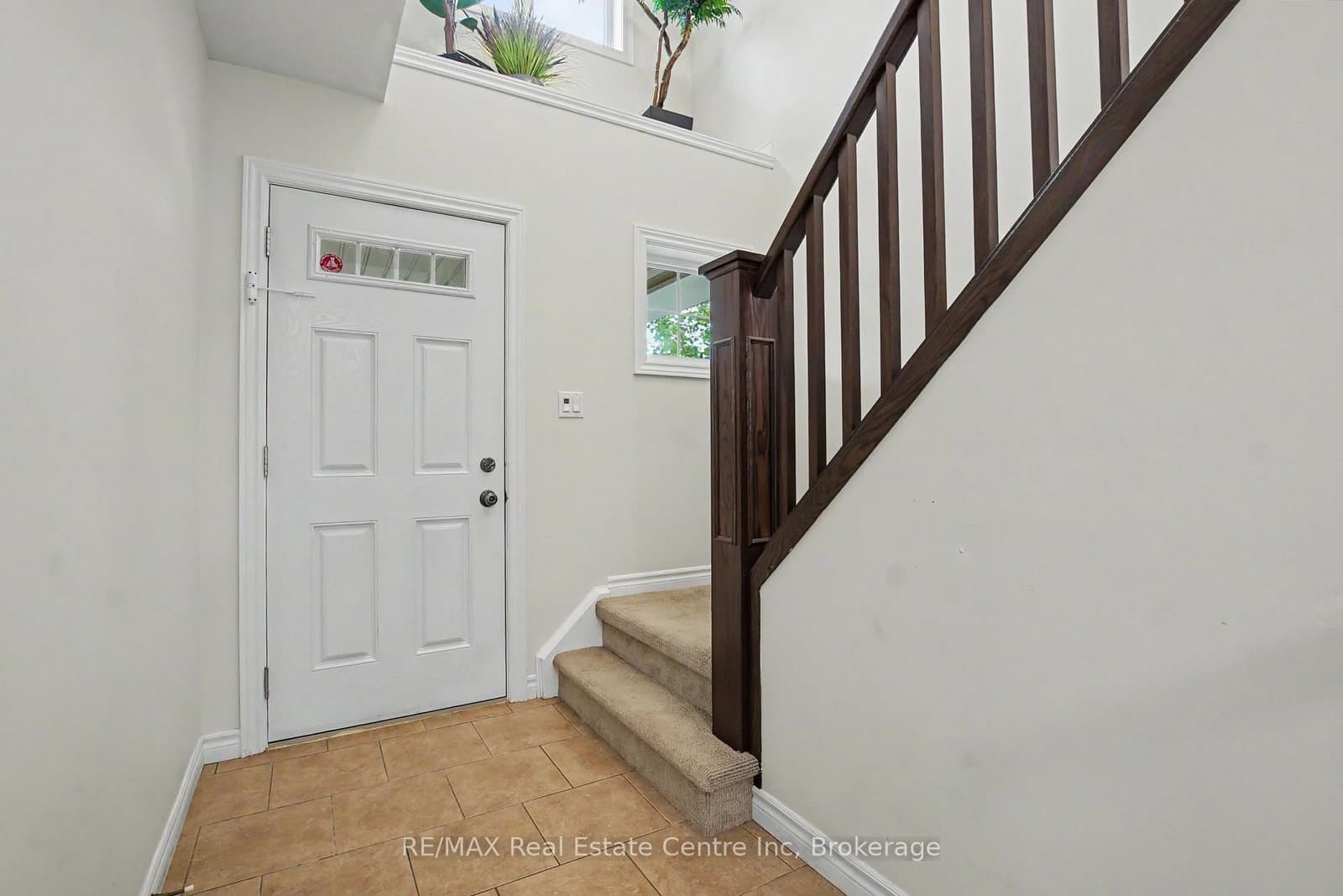 167 Arkell Road, Unit 15 thumbnail 5