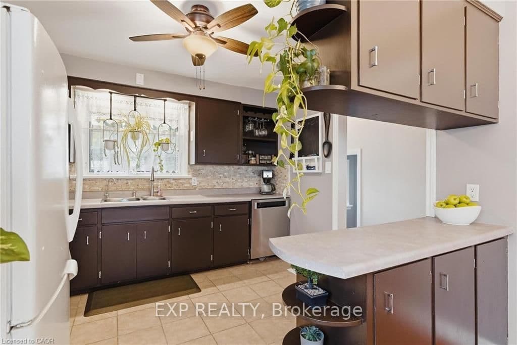120 Elgin Crescent thumbnail 14