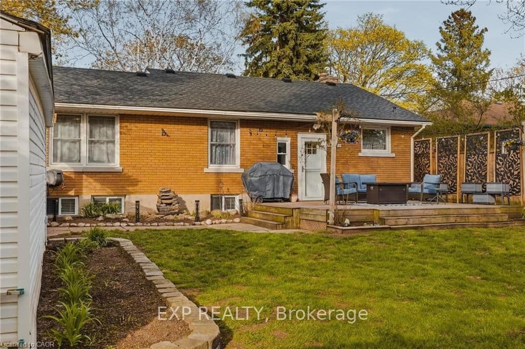 120 Elgin Crescent thumbnail 29