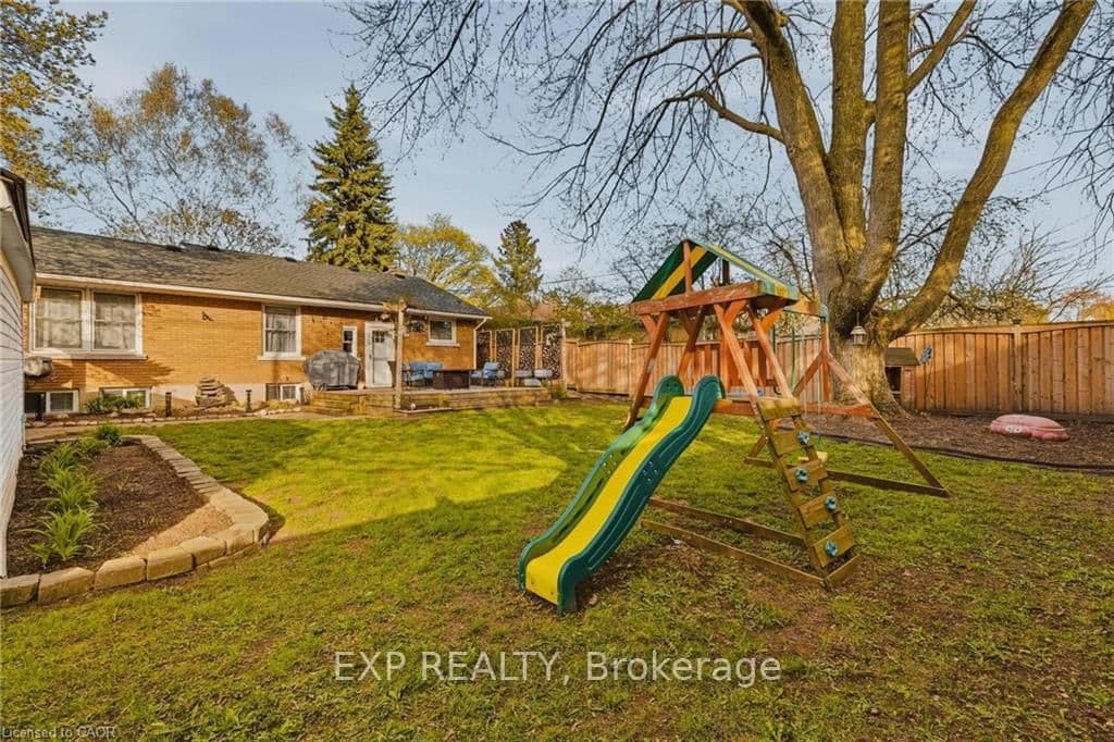 120 Elgin Crescent thumbnail 30