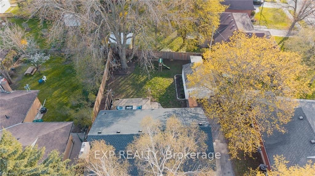 120 Elgin Crescent thumbnail 32