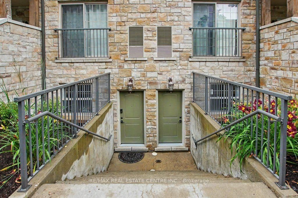112 Union Street E, Unit B105 thumbnail 4