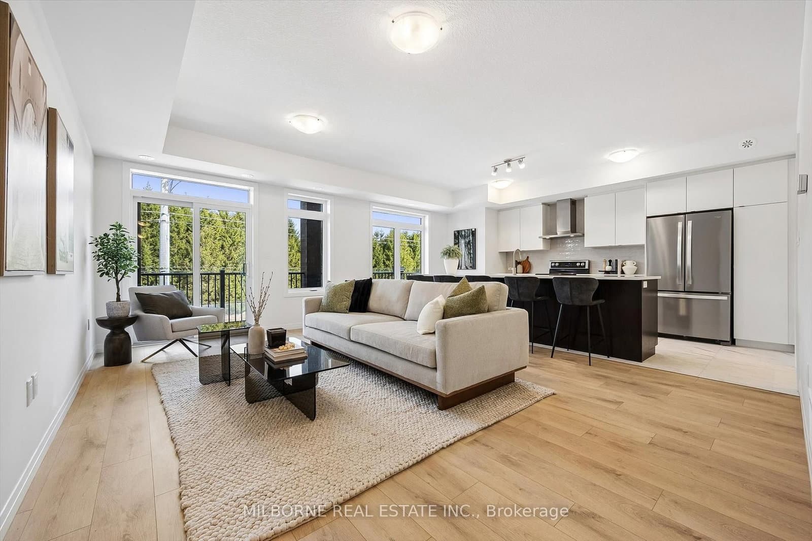 34 Thatcher Drive - Image 1