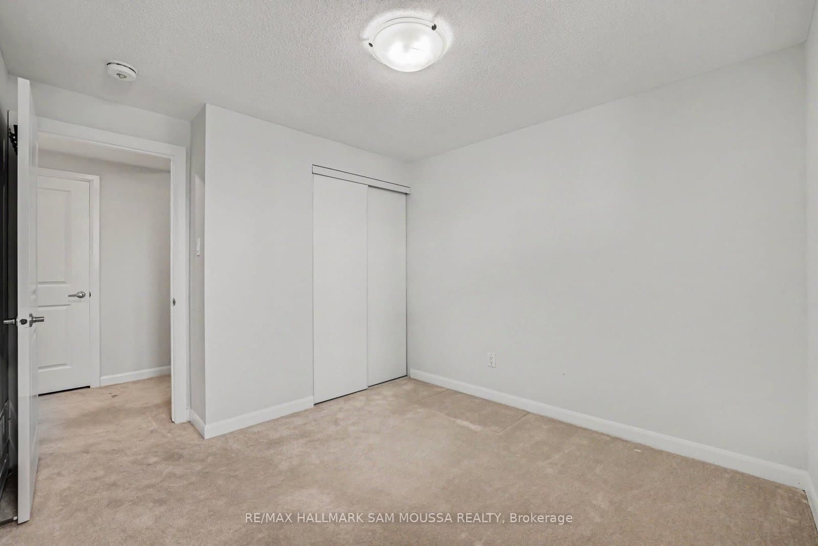 215 Eldorado Private, Unit A thumbnail 29
