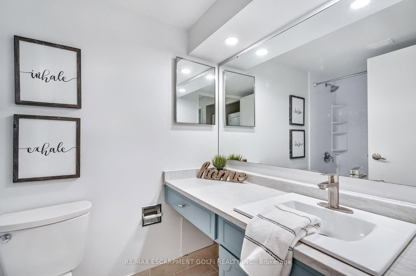 222 Jackson Street W, Unit 305 thumbnail 19