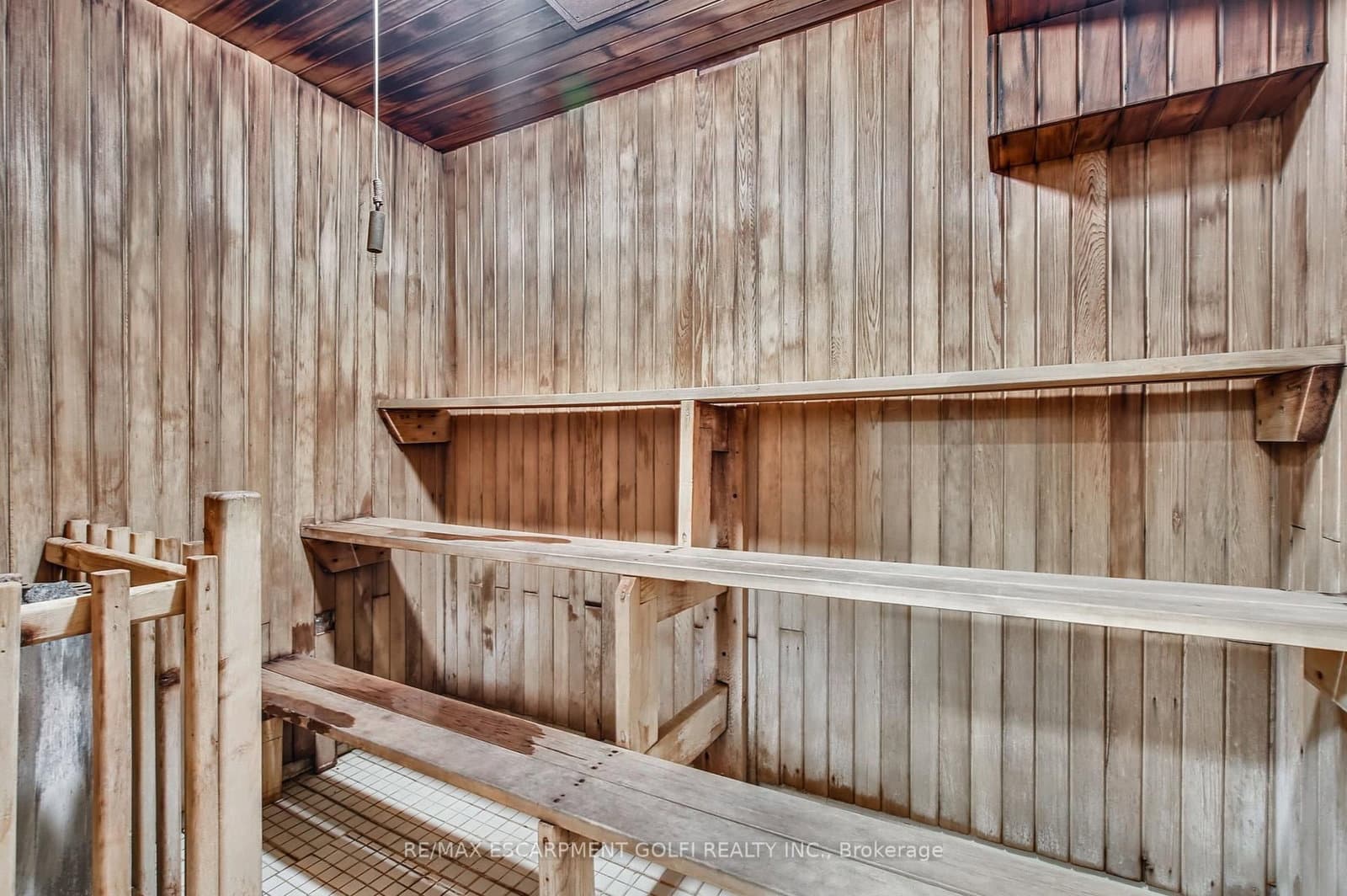 222 Jackson Street W, Unit 305 thumbnail 28
