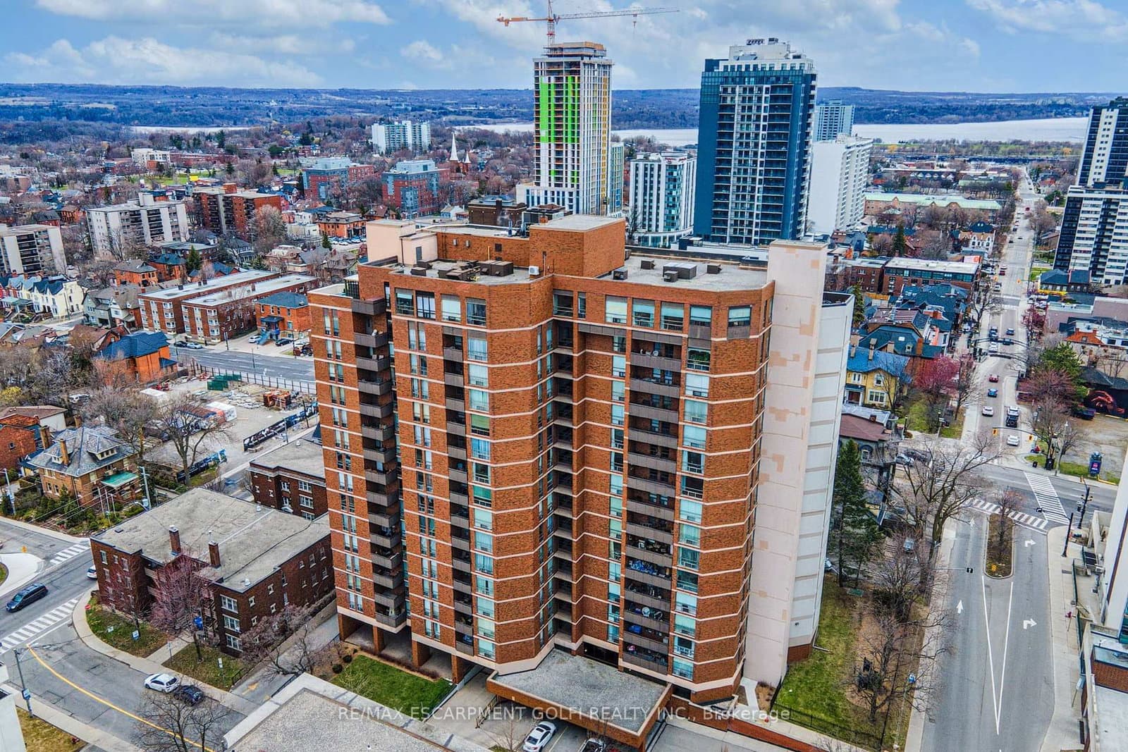 222 Jackson Street W, Unit 305 thumbnail 30