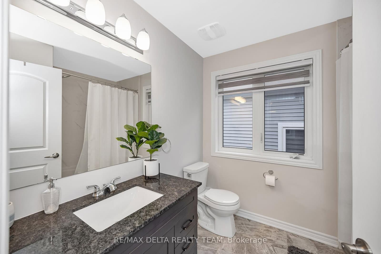 748 Vennecy Terrace thumbnail 28
