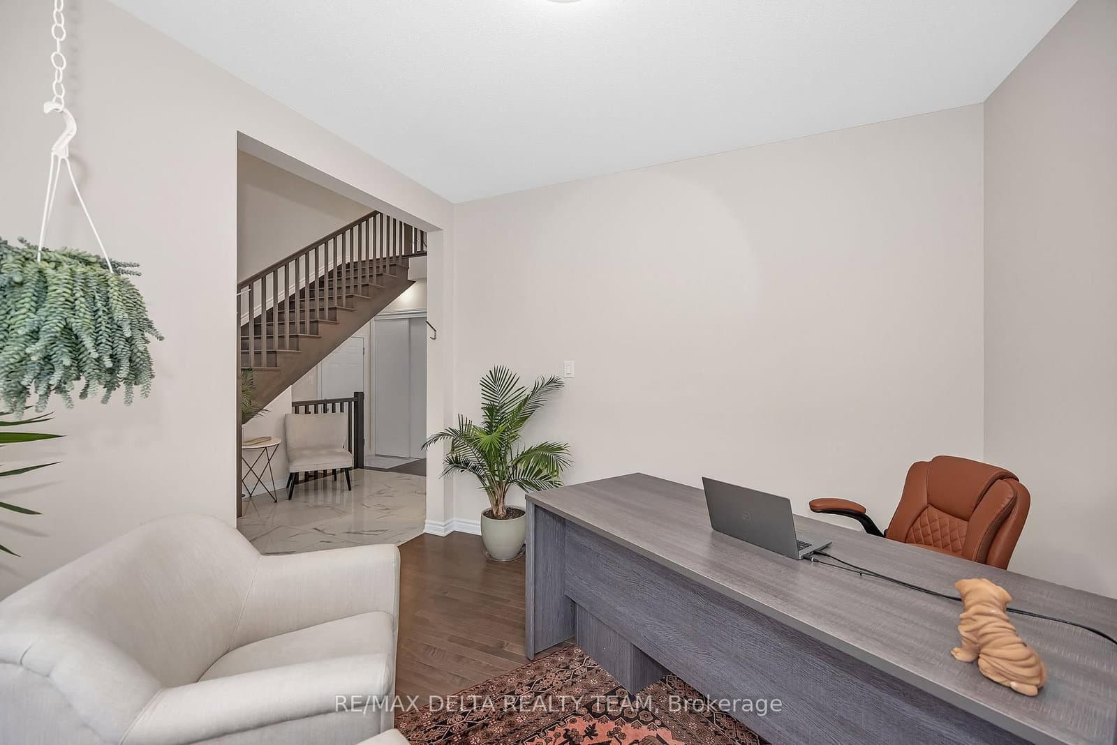 748 Vennecy Terrace thumbnail 7