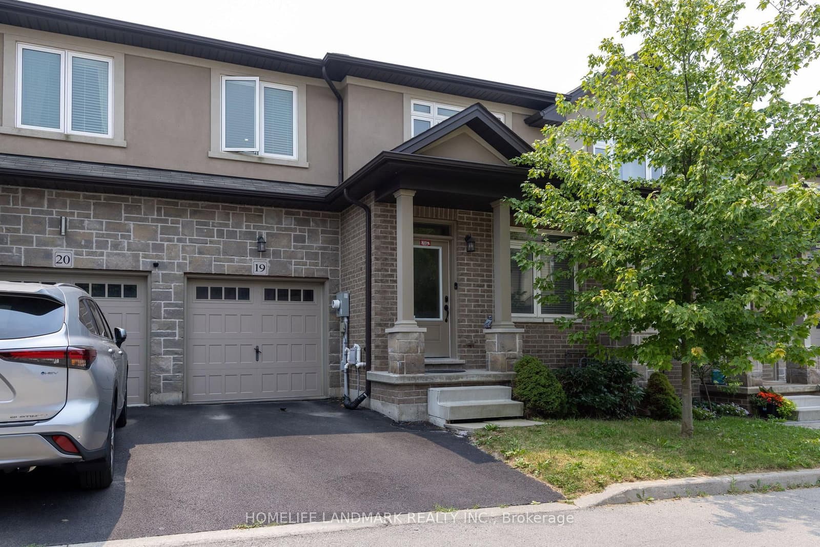 421 Kitty Murray Lane, Unit 19 thumbnail 2