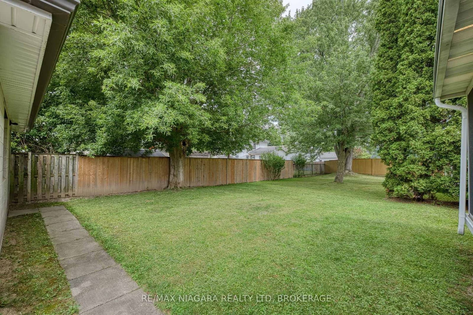 25 Rice Road thumbnail 37