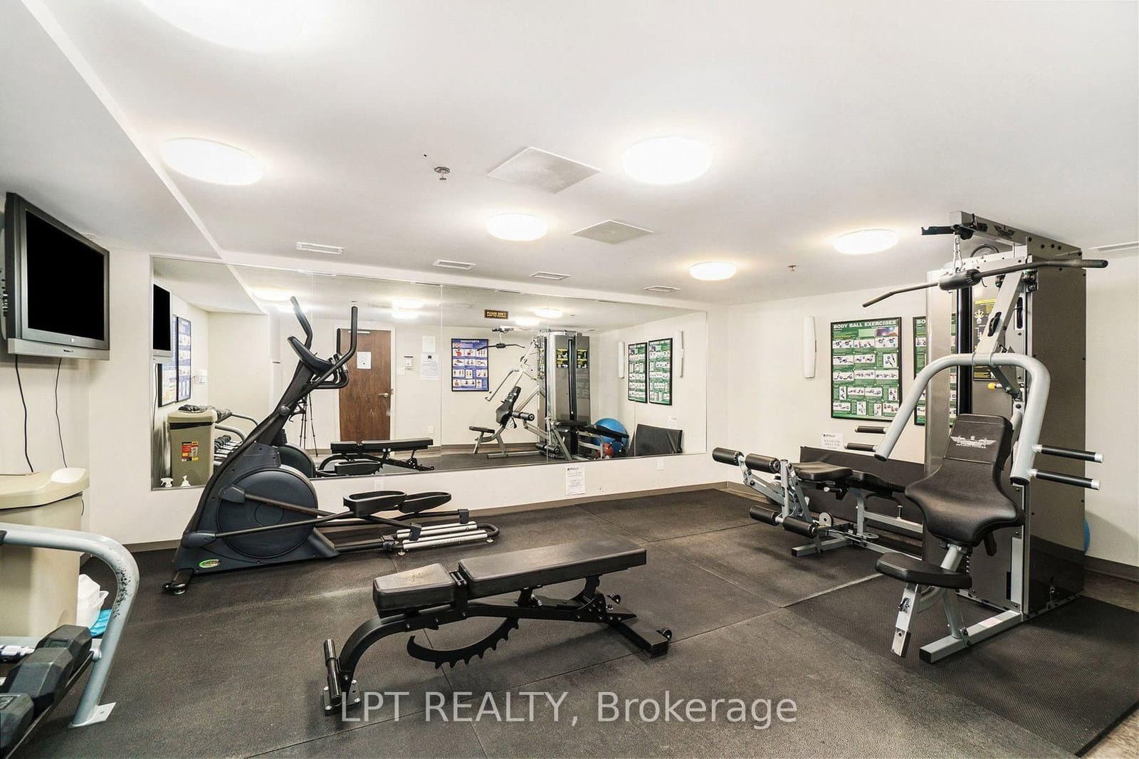 88 Richmond Road, Unit 512 thumbnail 22