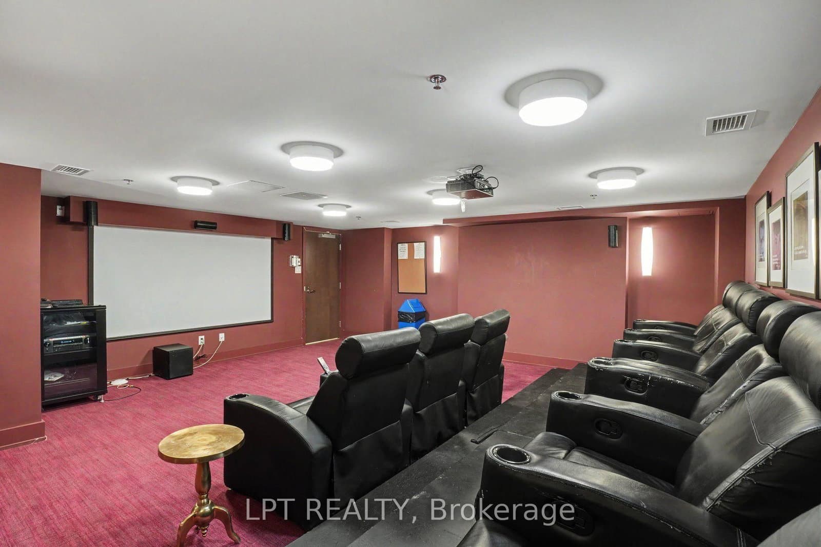 88 Richmond Road, Unit 512 thumbnail 23