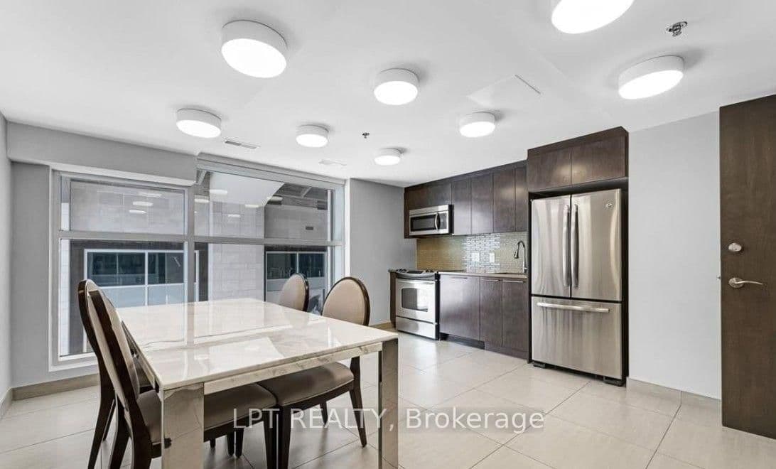 88 Richmond Road, Unit 512 thumbnail 31