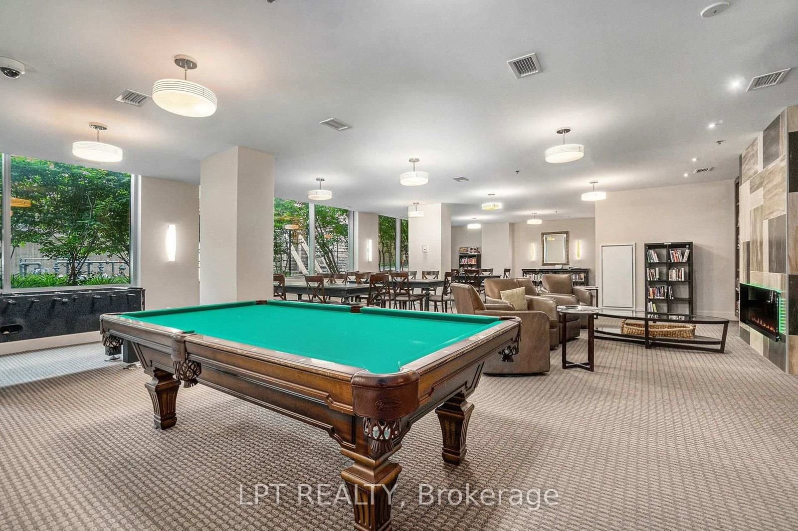 88 Richmond Road, Unit 512 thumbnail 33
