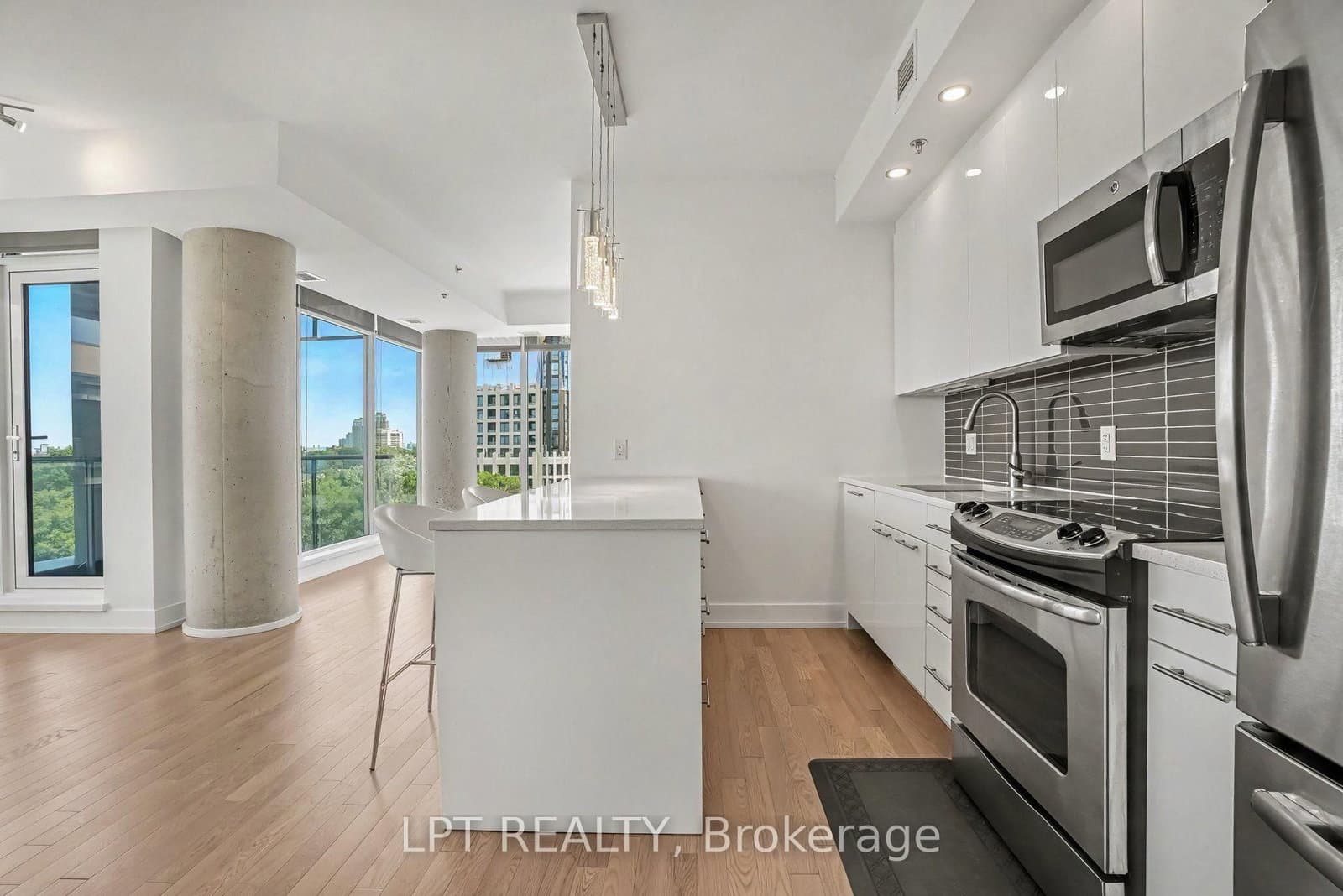88 Richmond Road, Unit 512 thumbnail 9