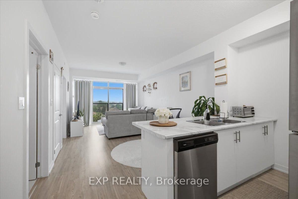450 Dundas Street E, Unit 603 thumbnail 5