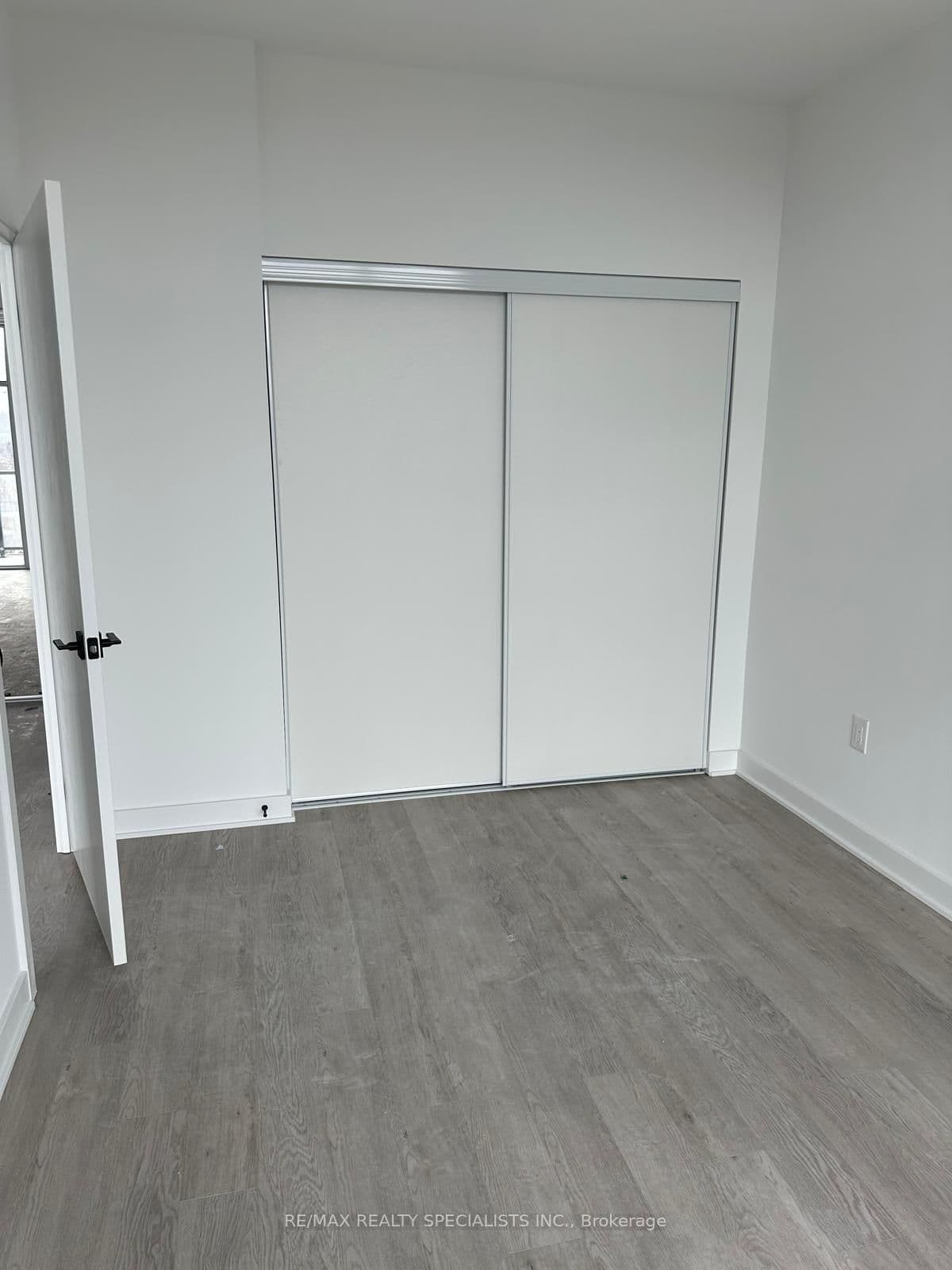 2782 BARTON Street E, Unit 801 thumbnail 13