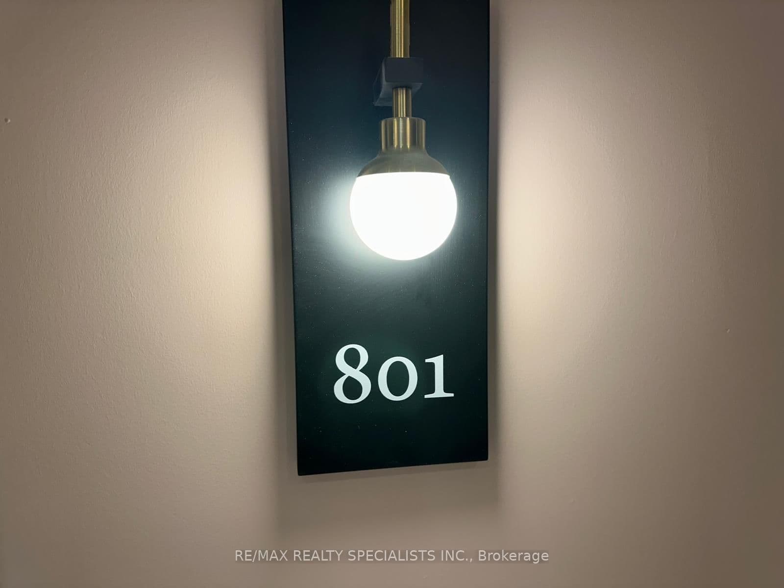 2782 BARTON Street E, Unit 801 thumbnail 5