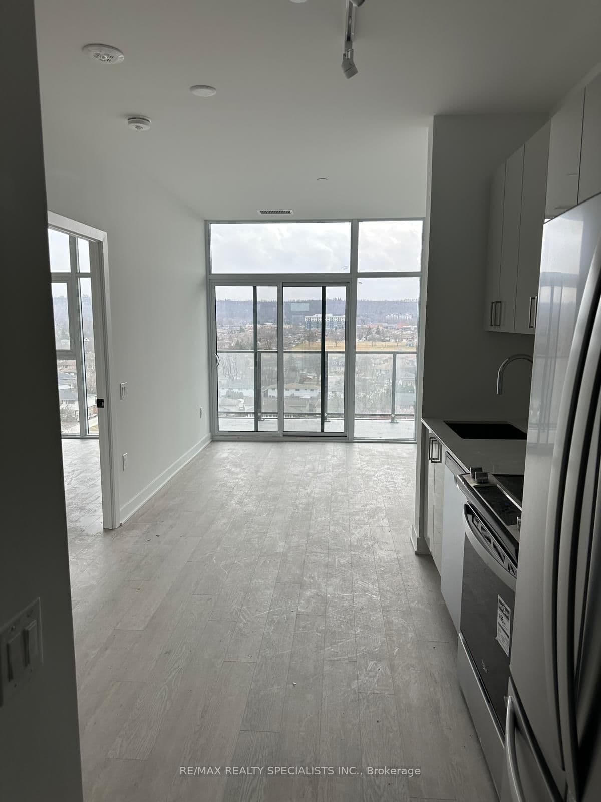 2782 BARTON Street E, Unit 801 thumbnail 6