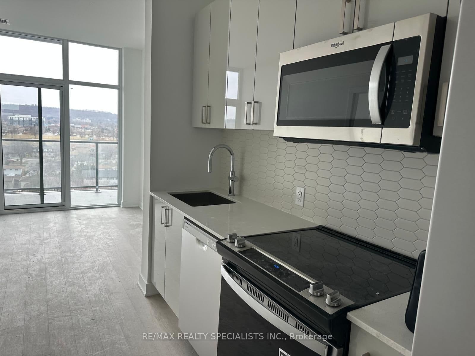 2782 BARTON Street E, Unit 801 thumbnail 8