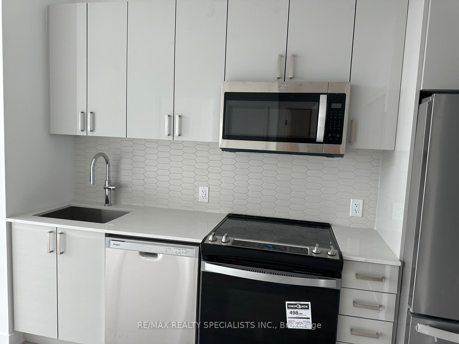 2782 BARTON Street E, Unit 801 thumbnail 9