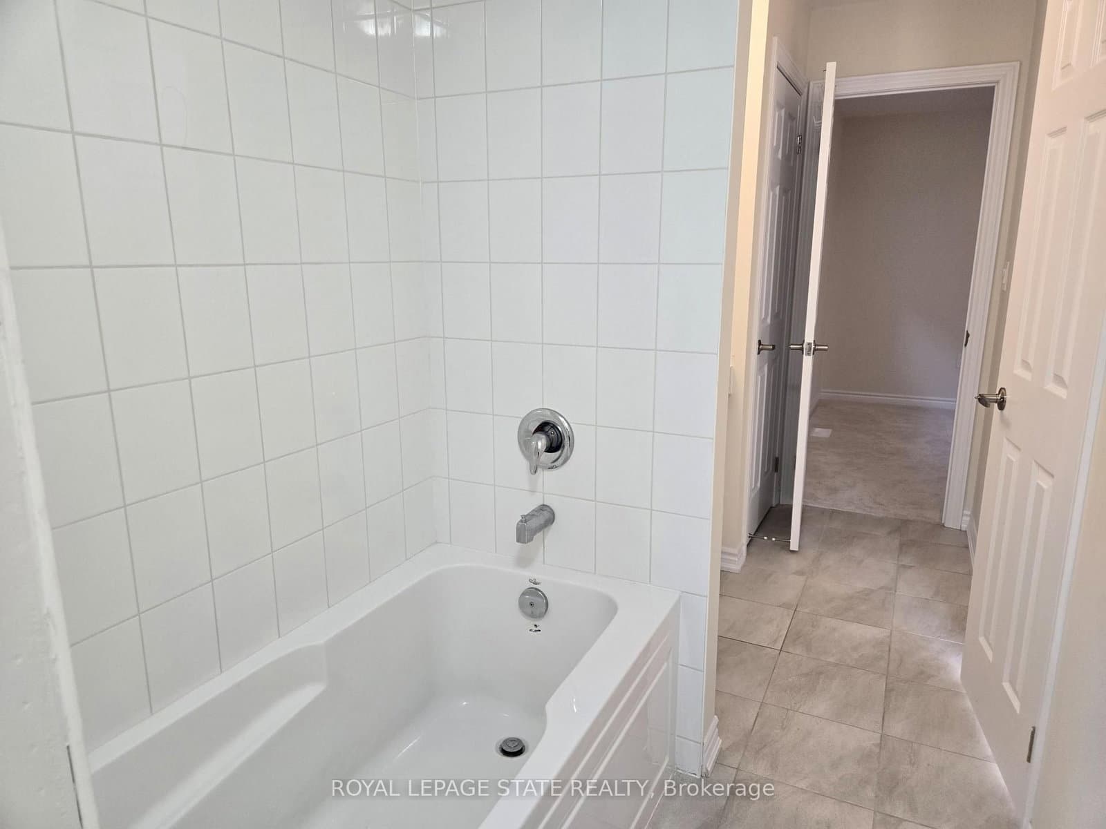 395 Barker Parkway thumbnail 17