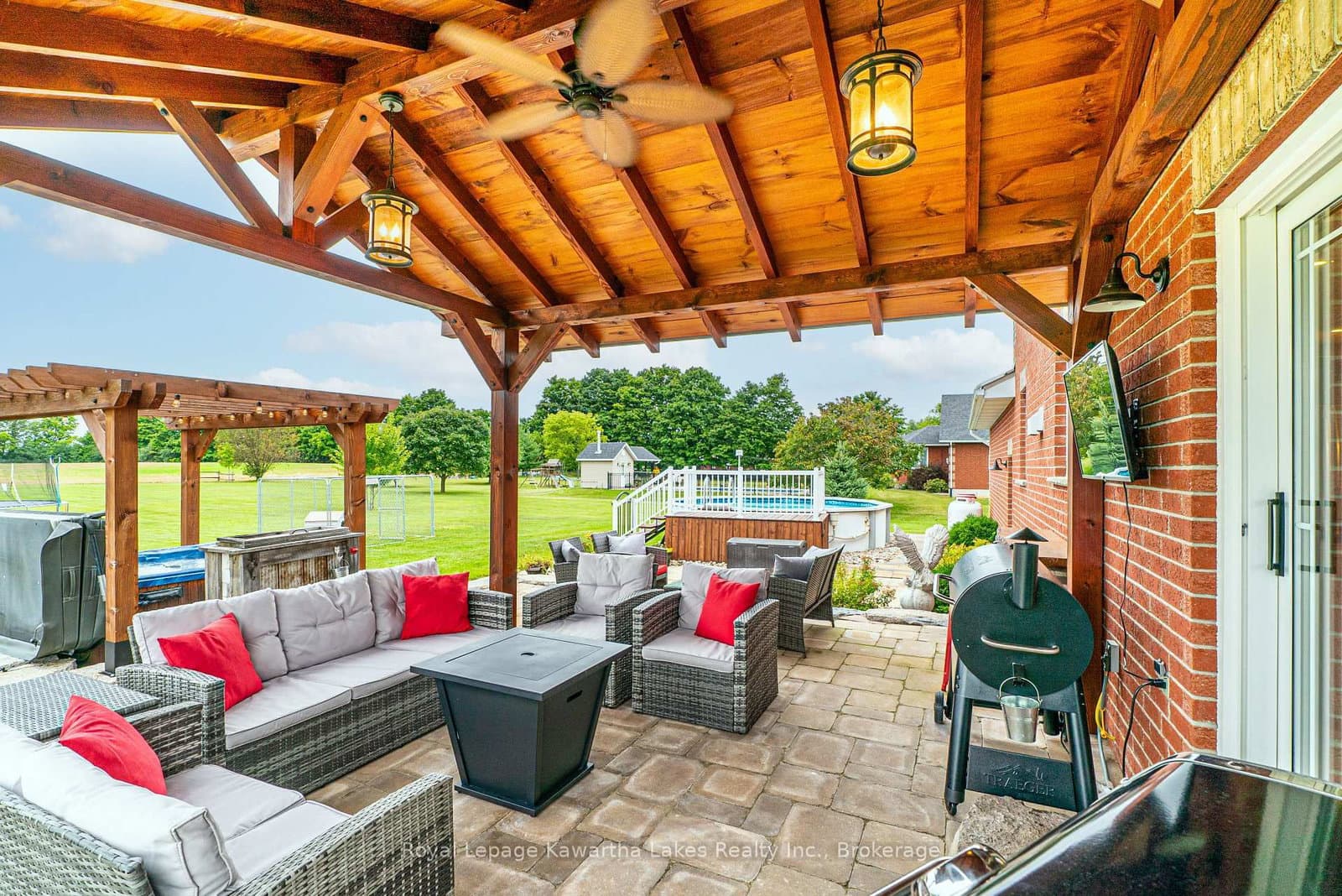 929 Eldon Road thumbnail 43
