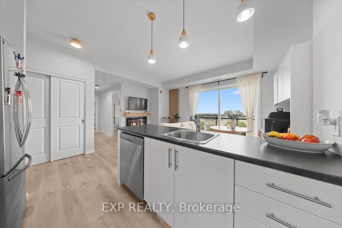 397 Codd's Road, Unit 613 thumbnail 14