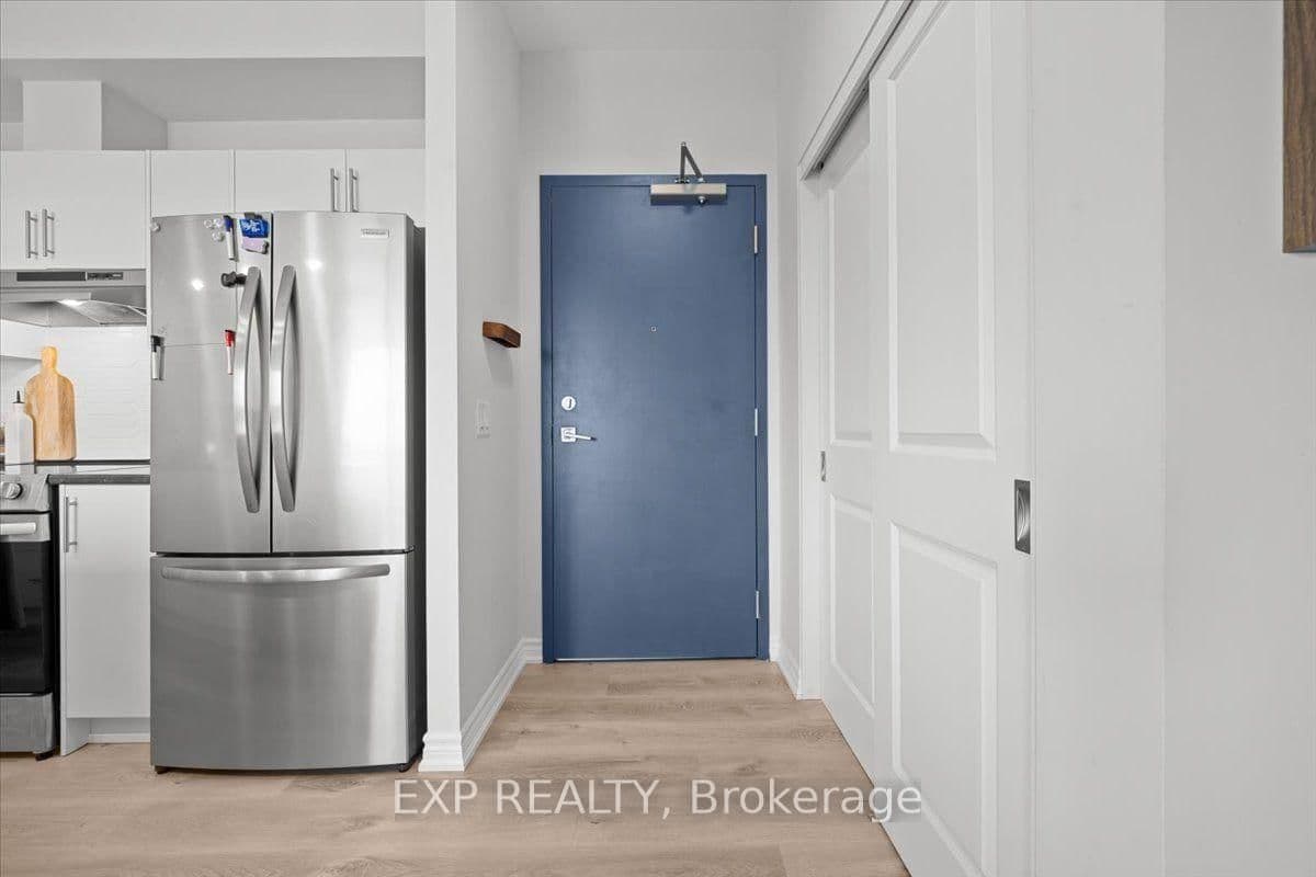 397 Codd's Road, Unit 613 thumbnail 4