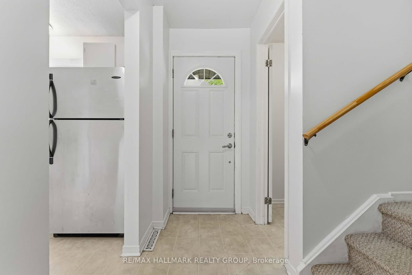 193 Pickford Drive thumbnail 2