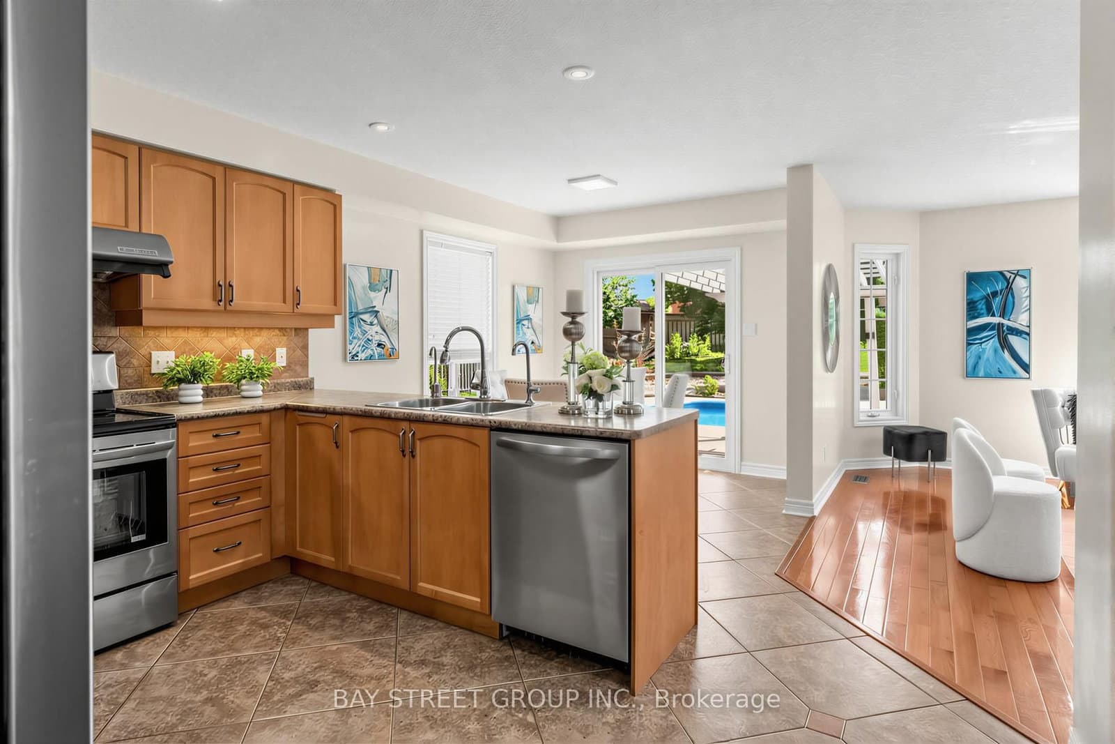 63 Dubrick Crescent thumbnail 8