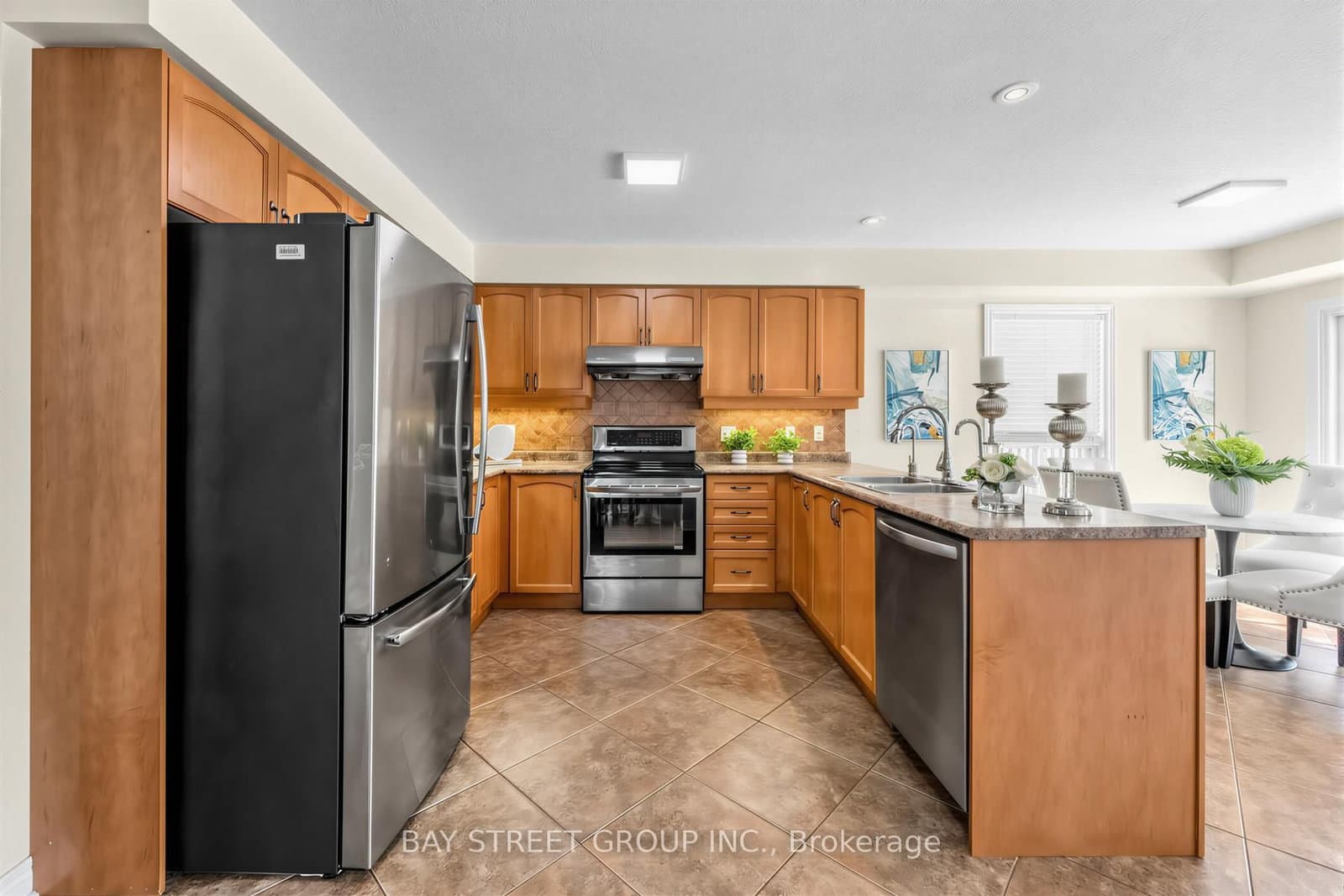 63 Dubrick Crescent thumbnail 9