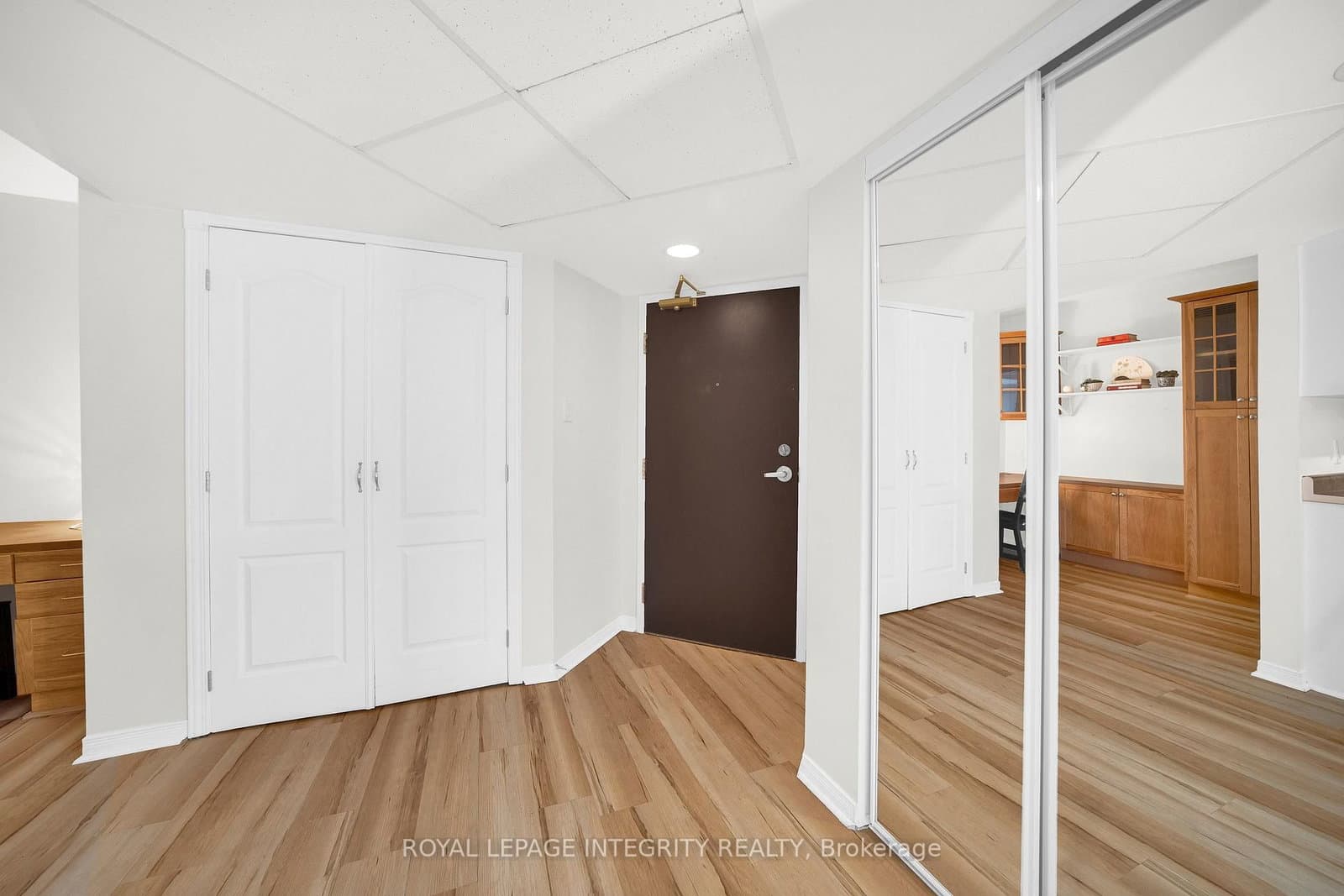 310 Central Park Drive, Unit 3M thumbnail 3