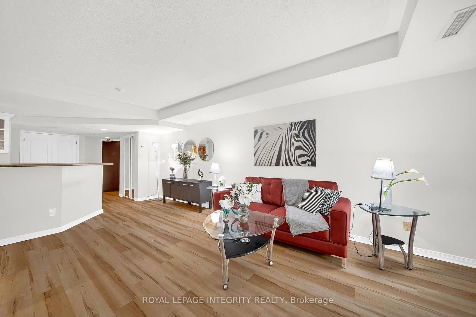 310 Central Park Drive, Unit 3M thumbnail 7