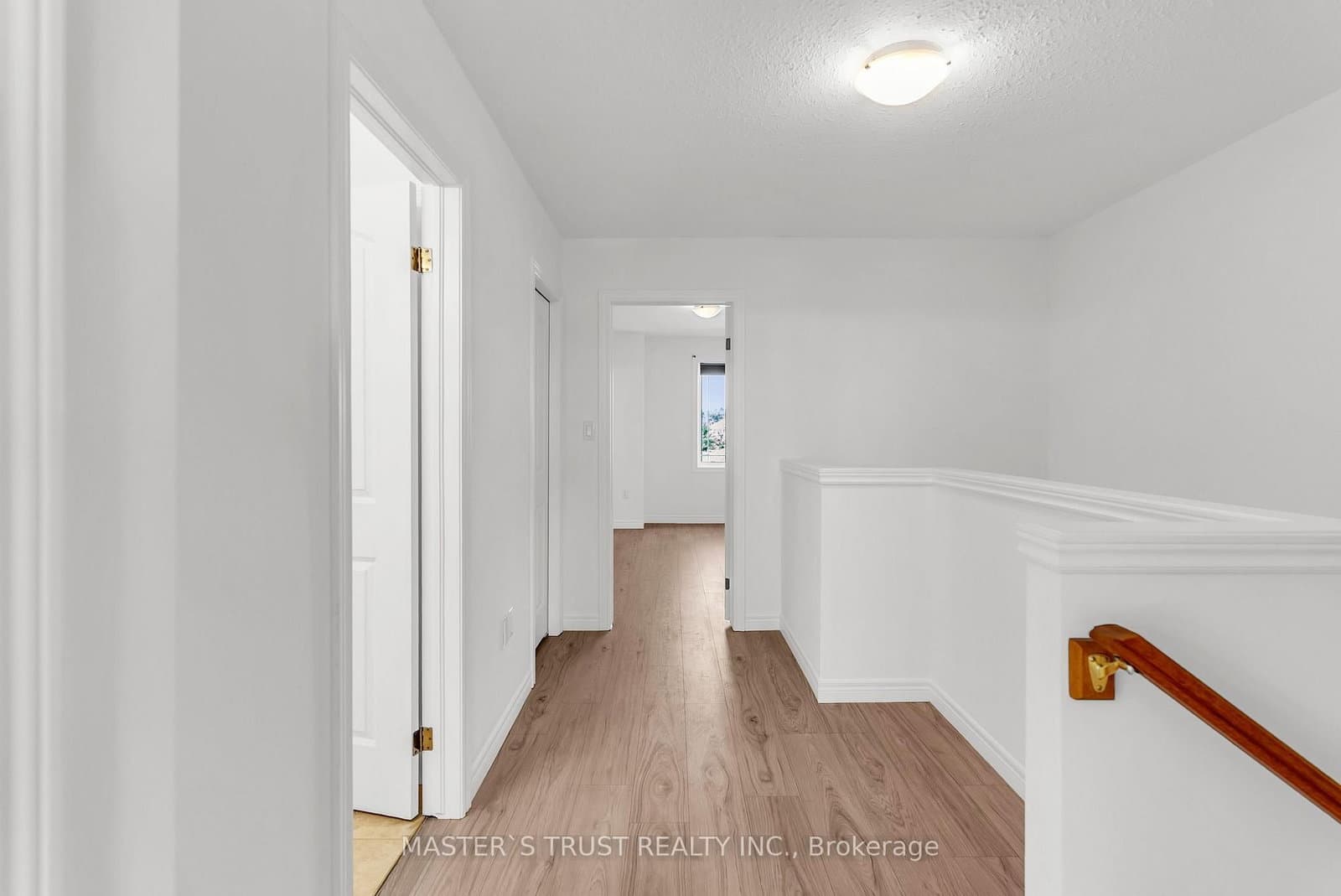 9 Amos Drive, Unit 5 thumbnail 30