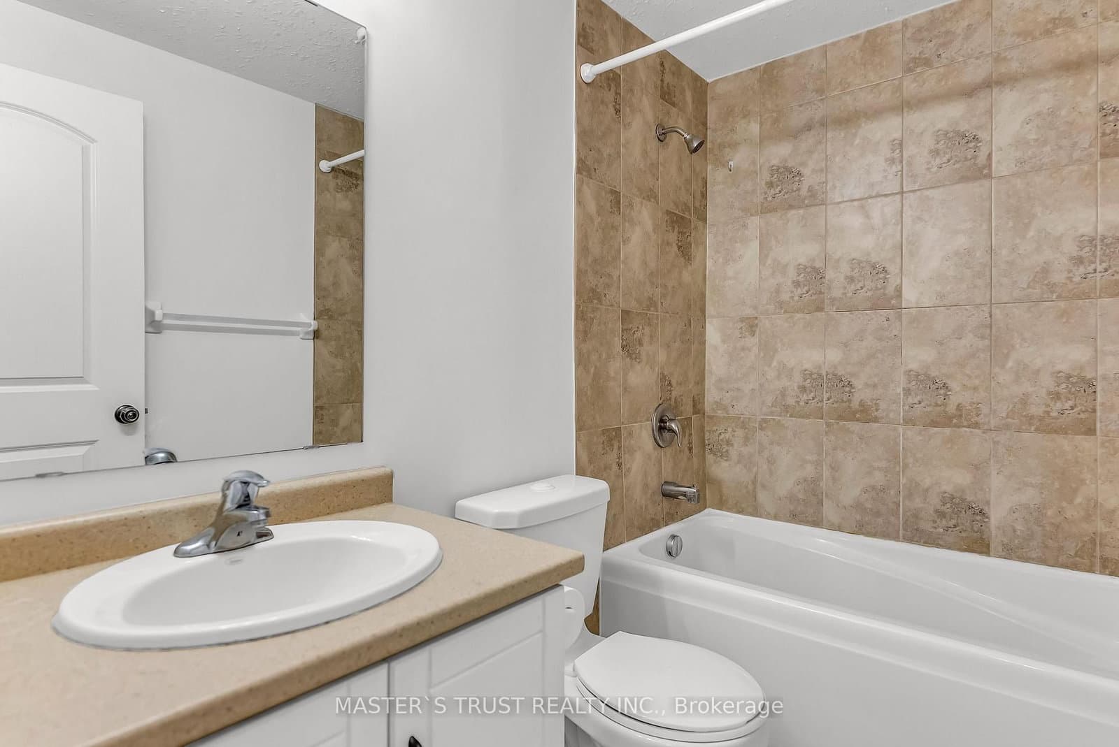 9 Amos Drive, Unit 5 thumbnail 35