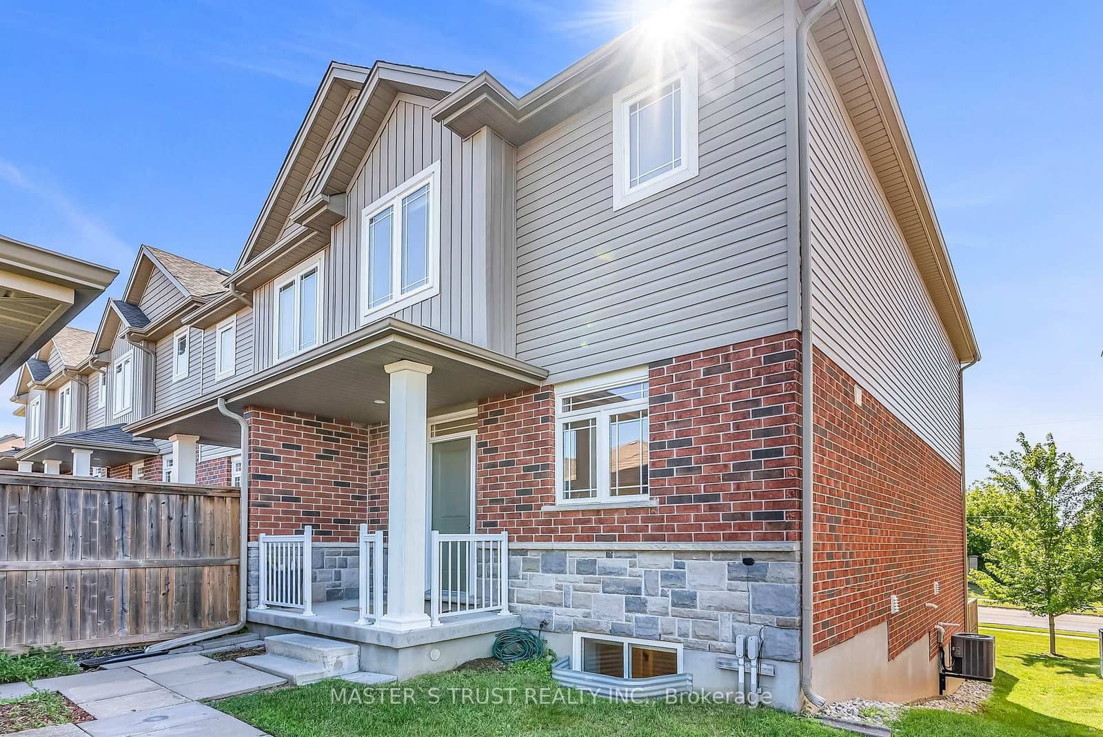 9 Amos Drive, Unit 5 thumbnail 6