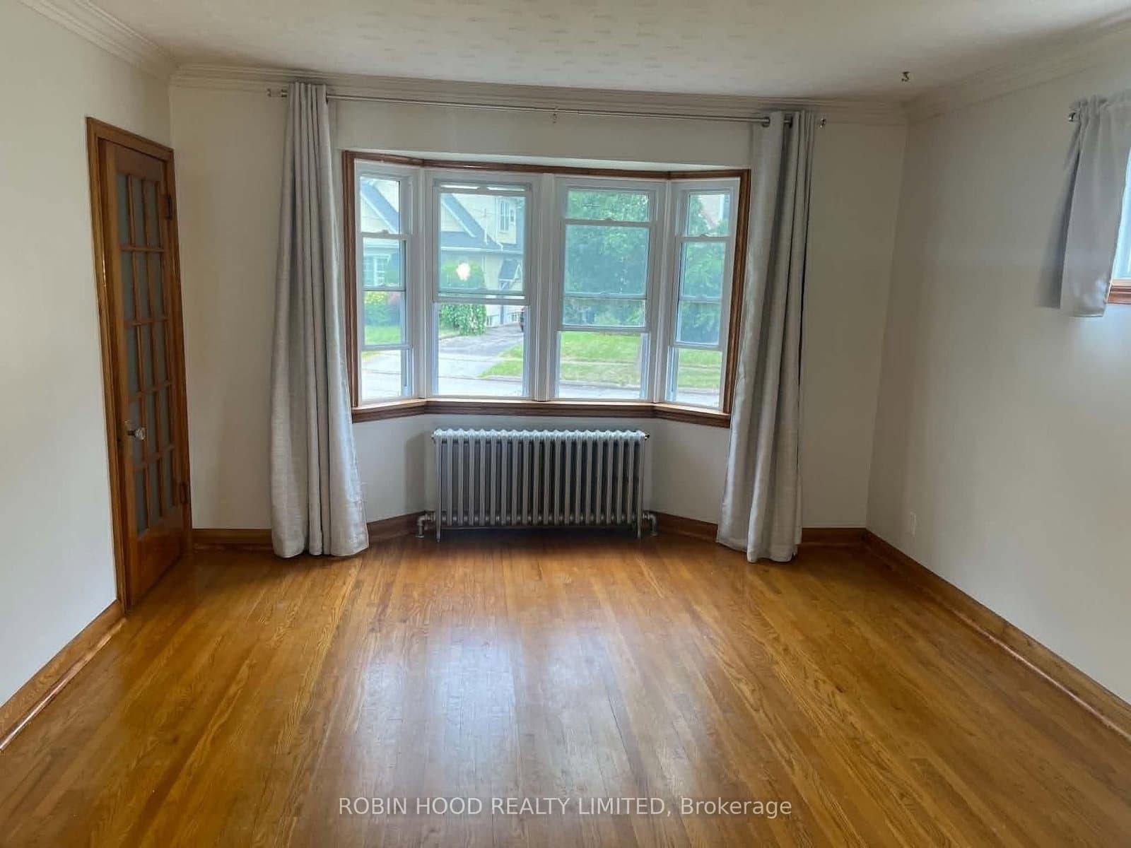 6 Kingsway Crescent, Unit 1 thumbnail 2