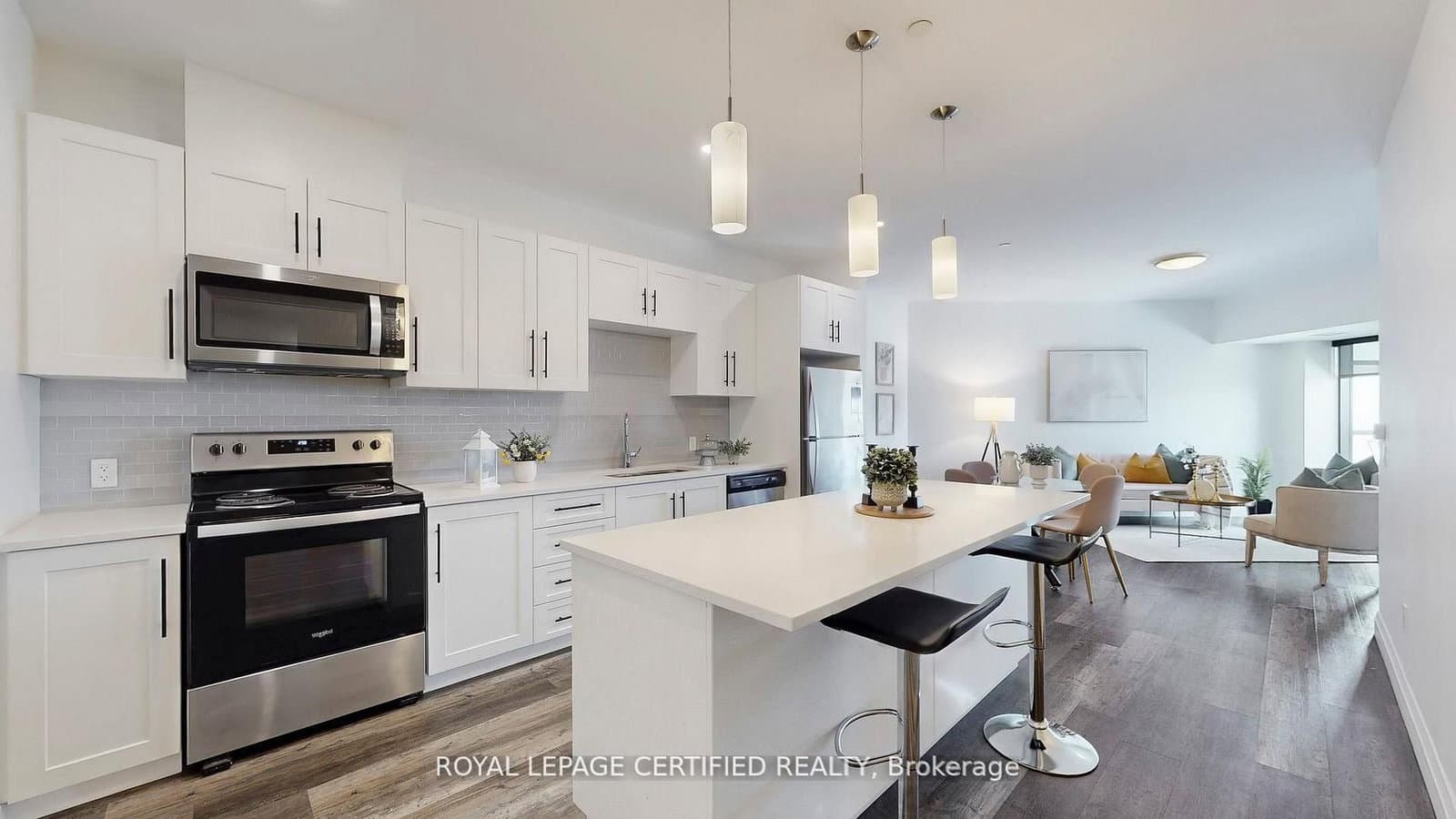 332 Gosling Gardens, Unit 411