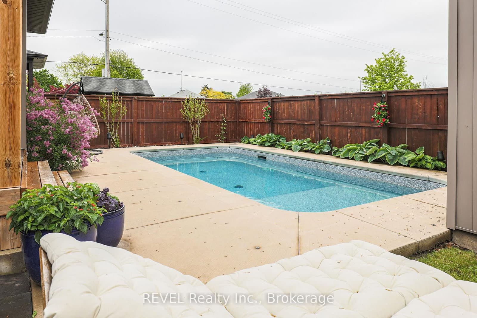 15 Willowbrook Drive thumbnail 5