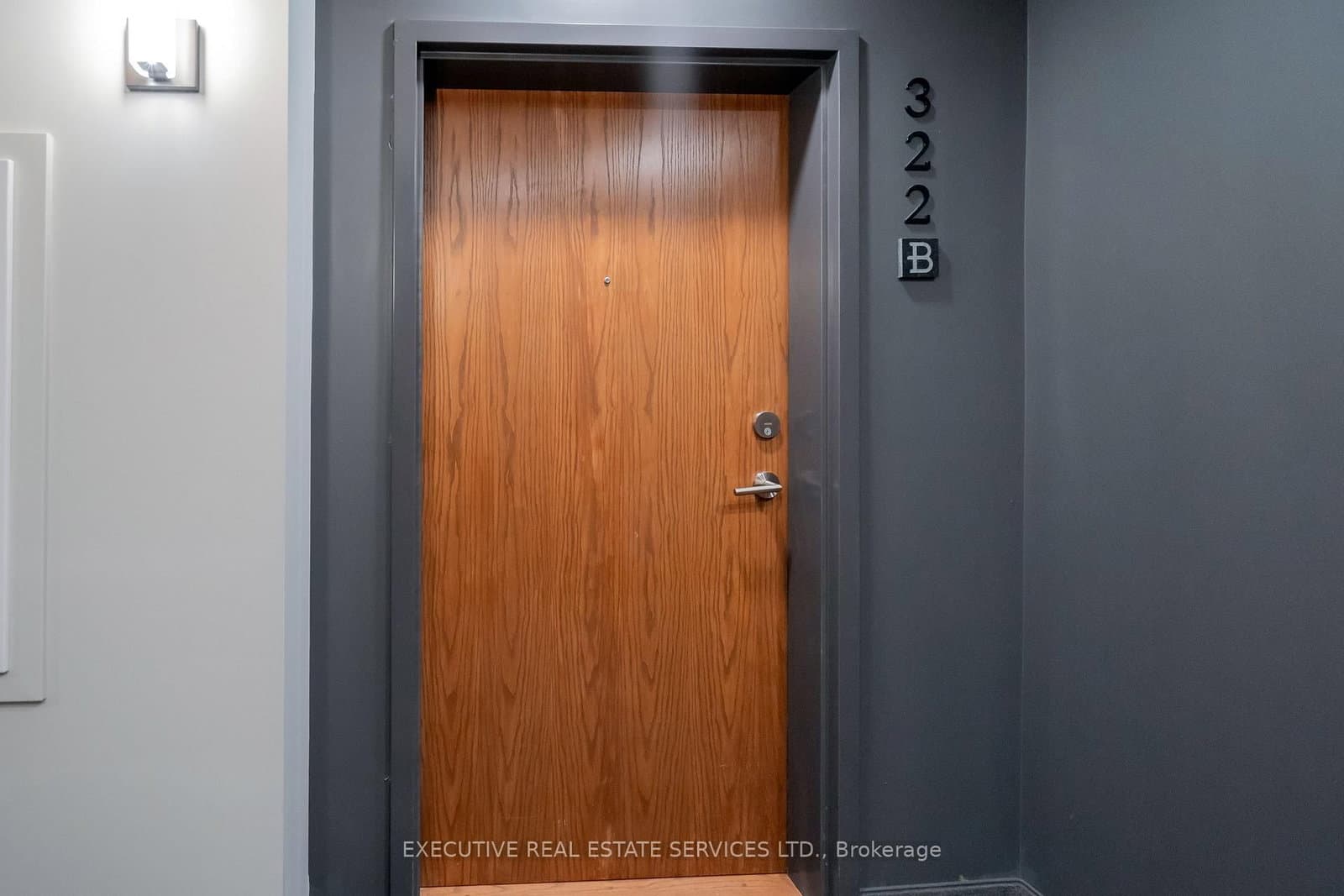 251 Northfield Drive E, Unit 322 thumbnail 11