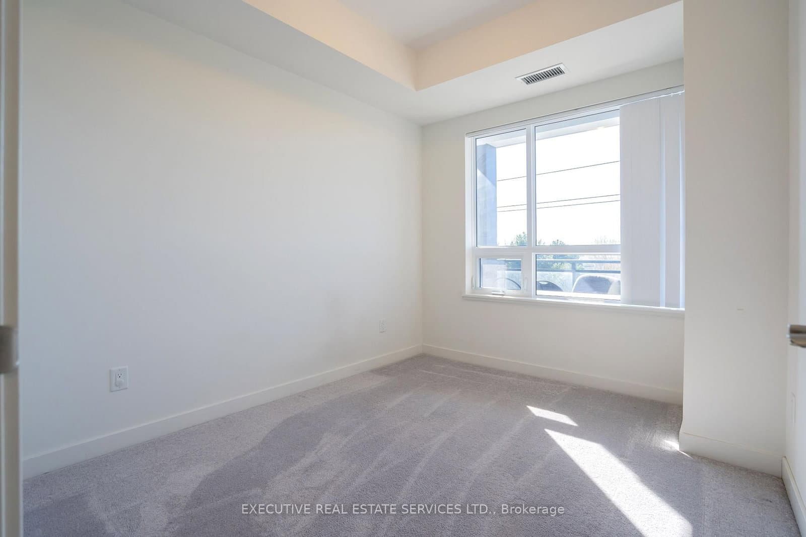251 Northfield Drive E, Unit 322 thumbnail 15