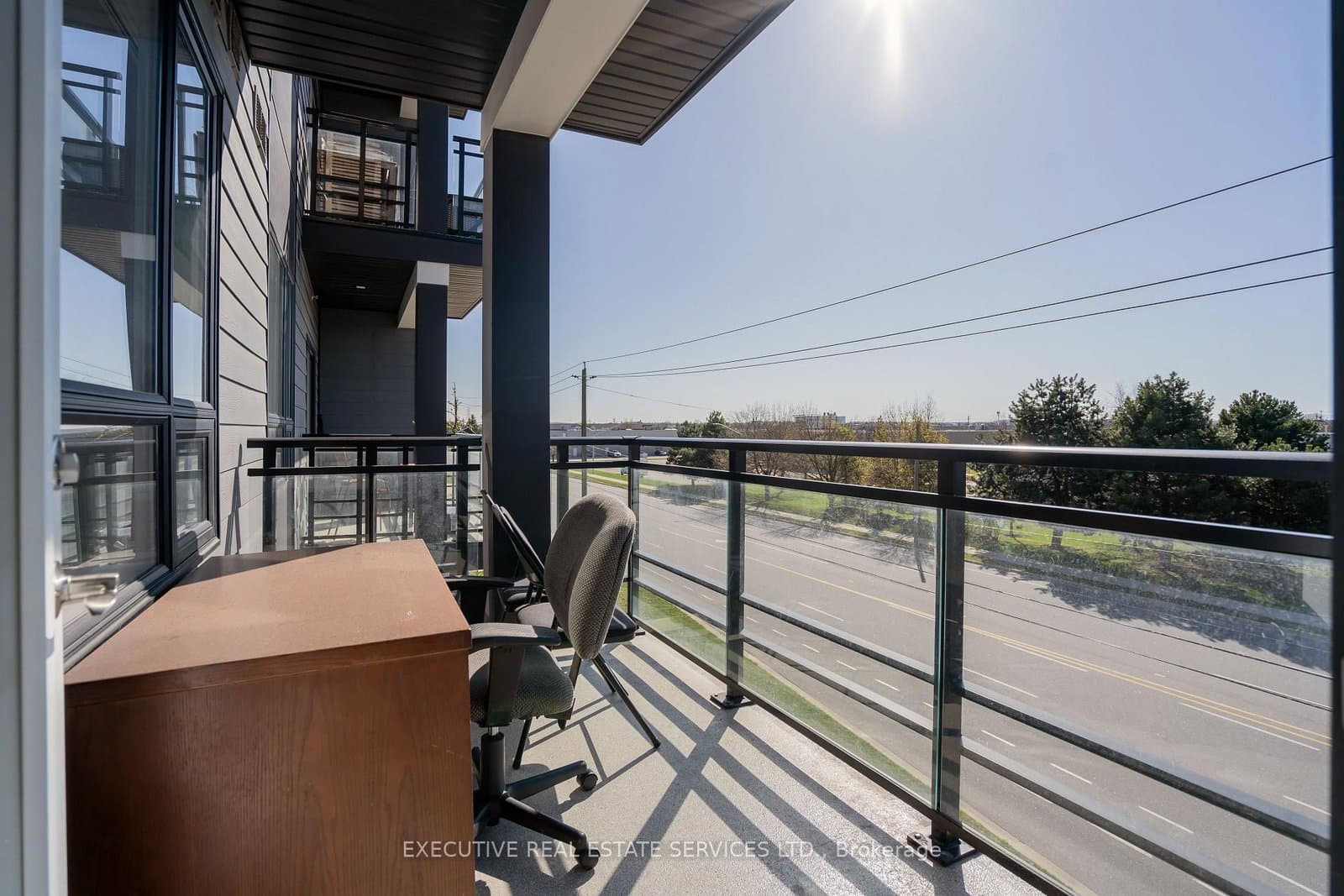 251 Northfield Drive E, Unit 322 thumbnail 26