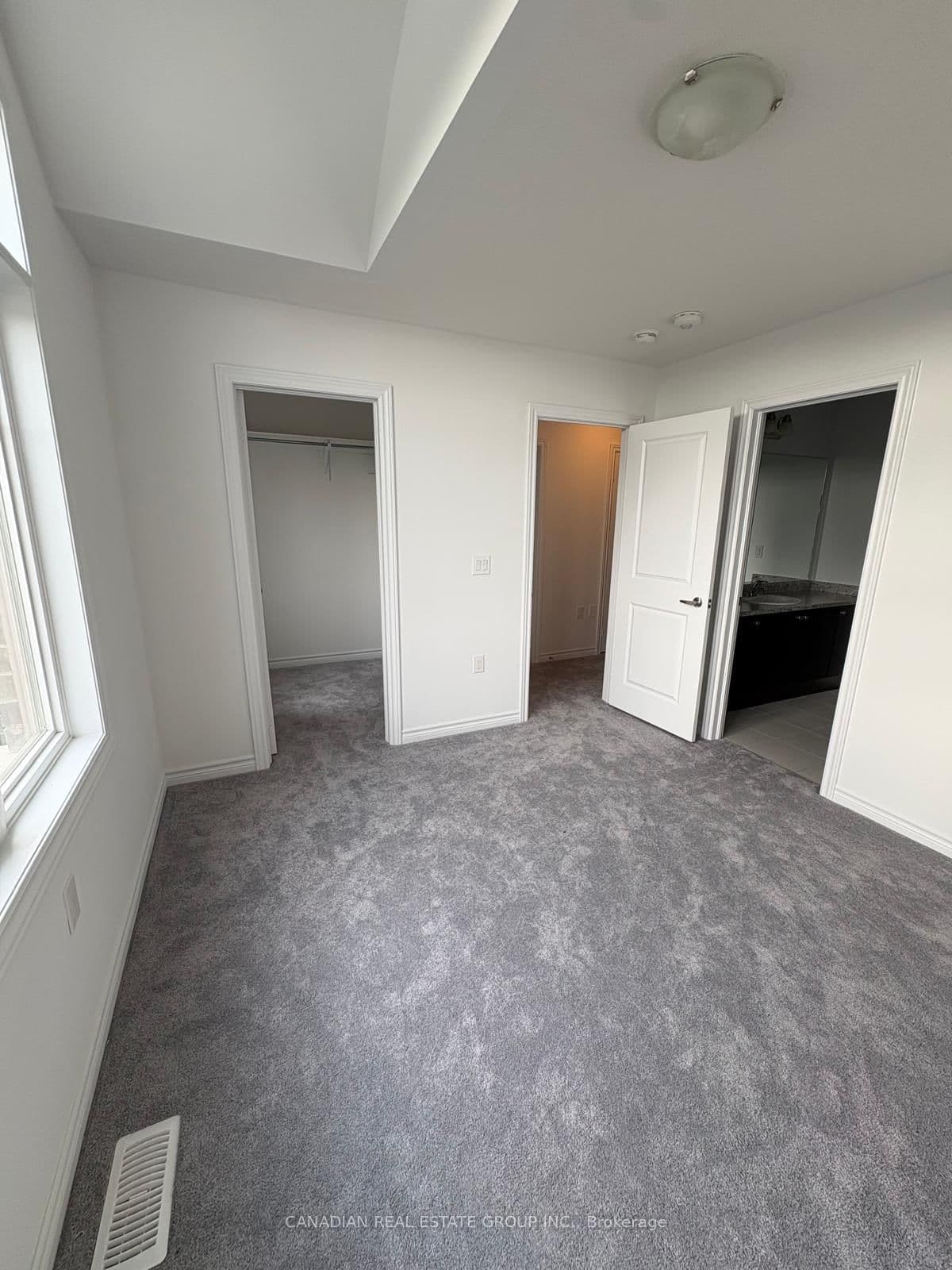 3 Doc Lougheed Avenue thumbnail 22