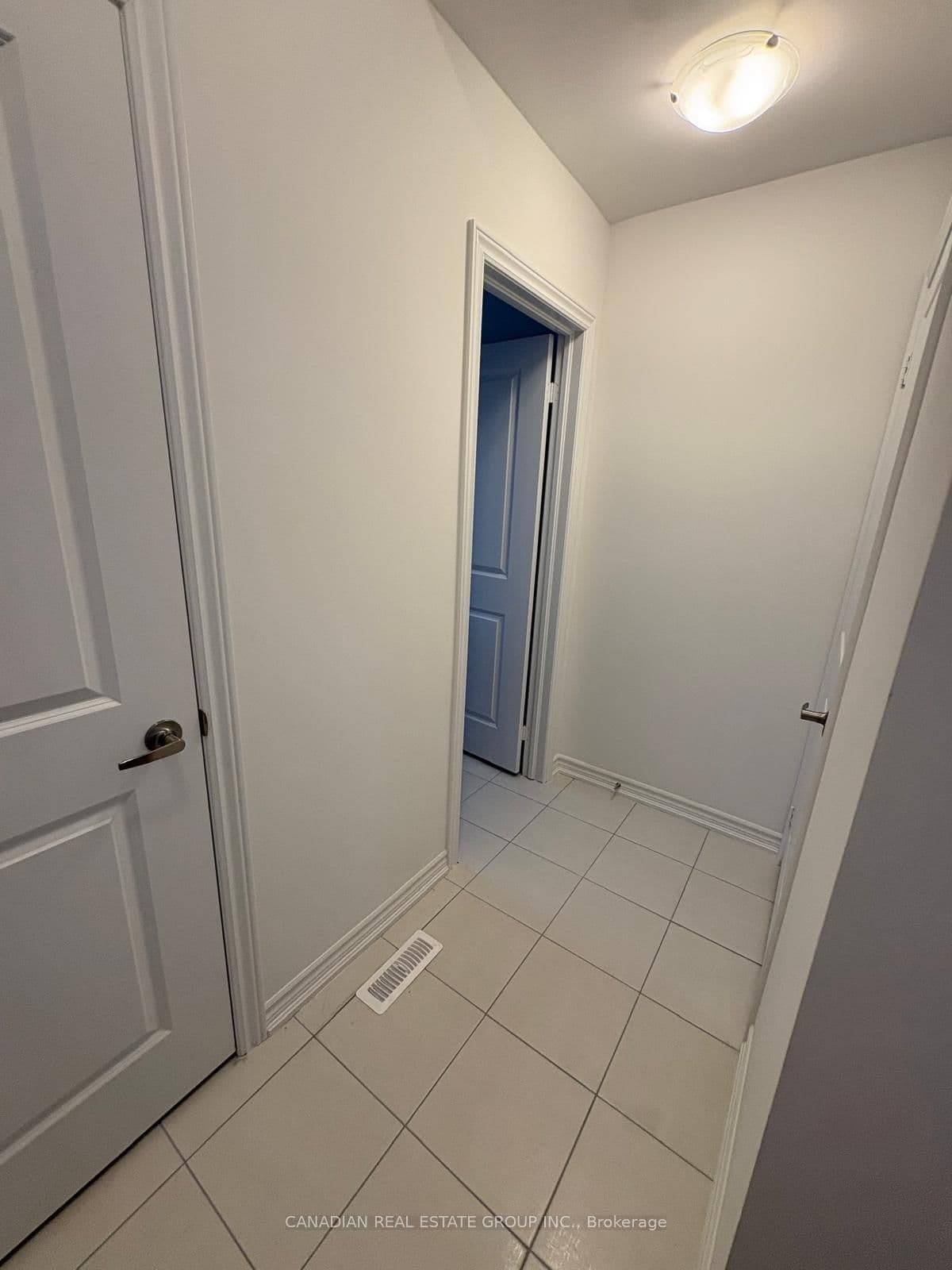 3 Doc Lougheed Avenue thumbnail 28