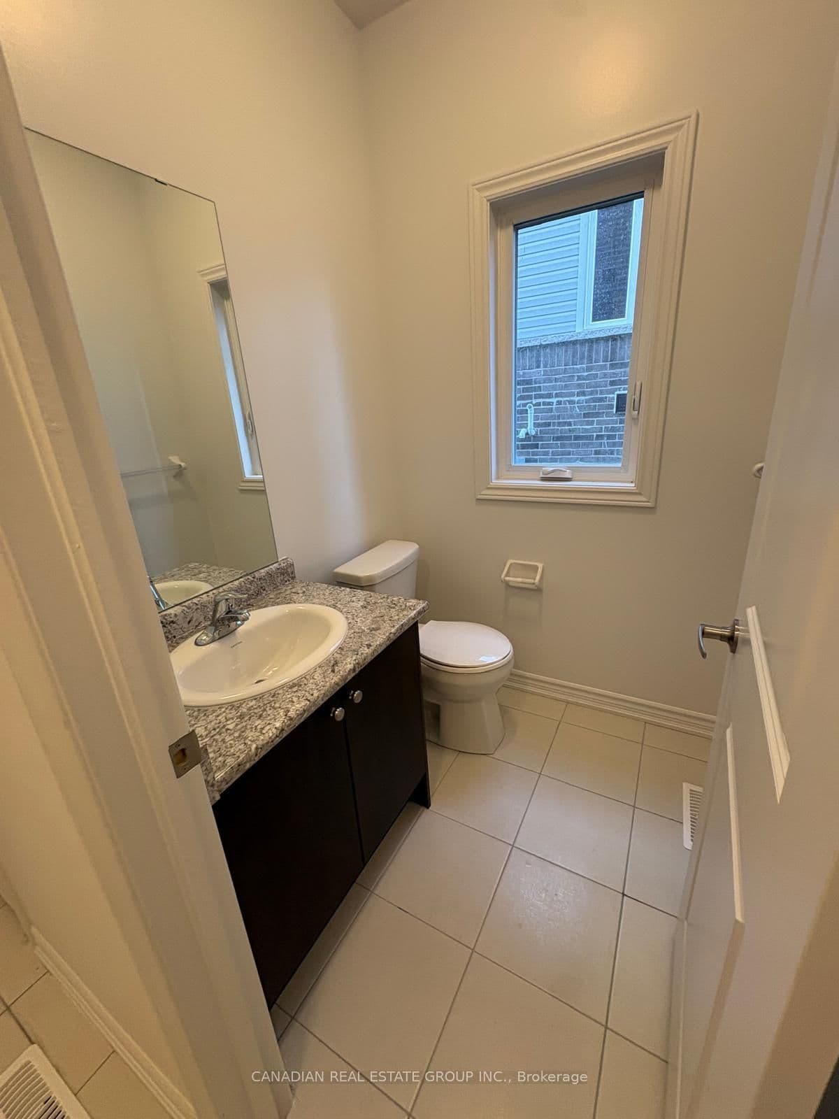 3 Doc Lougheed Avenue thumbnail 29