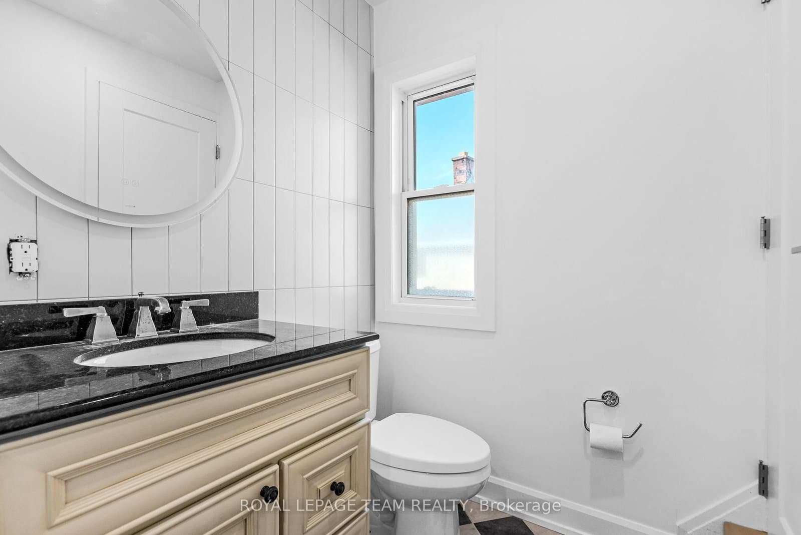 52 Lees Avenue, Unit 2 thumbnail 13