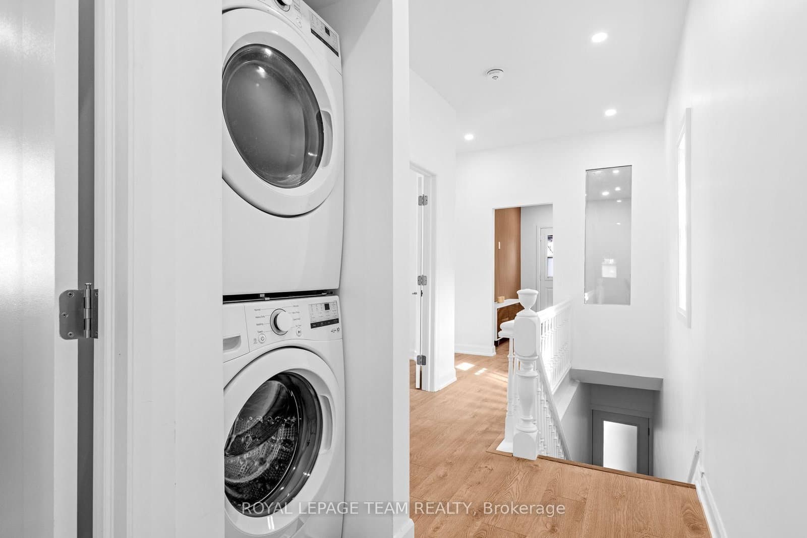 52 Lees Avenue, Unit 2 thumbnail 18